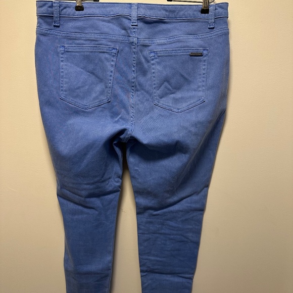 Michael Kors Woman's Izzy Cropped Skinny Cornflower Blue 5 pocket Size 14 EUC - Picture 3 of 7